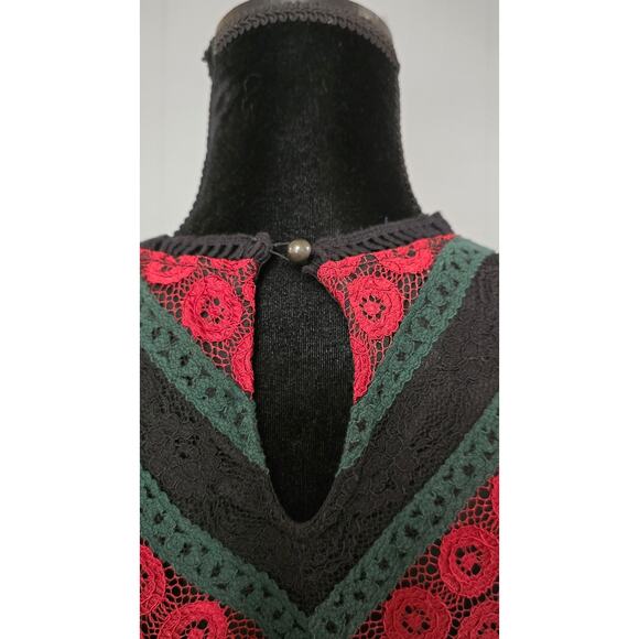 XHILARATION Mystic Red Black Crochet Lace Overlay Mini Dress Juniors Size Large - Picture 6 of 13